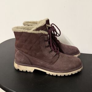 Helly Hansen Leather Winter Boots Women’s 6.5 Burgundy Shearling Lined Lace Up
